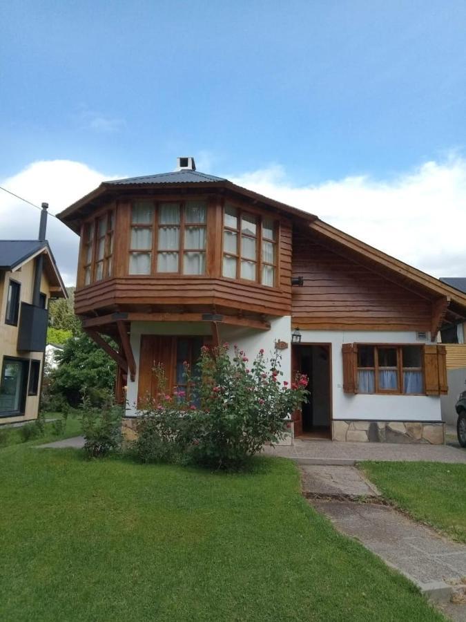 Cabana En El Centro Сан-Мартин-де-лос-Андес Экстерьер фото